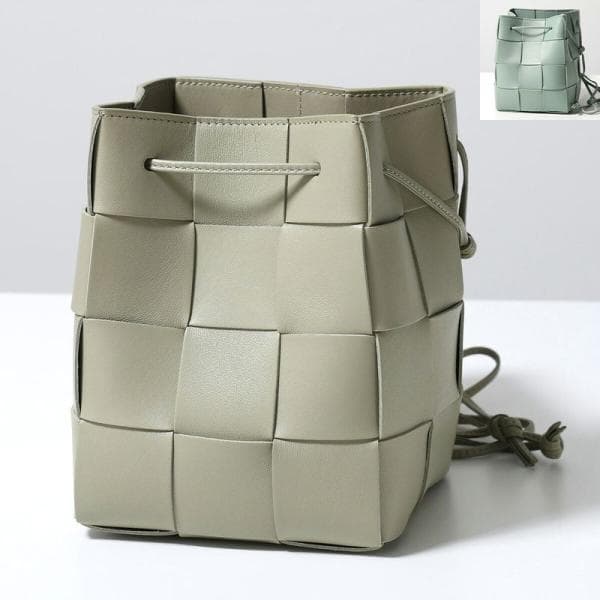 Bottega Veneta Cassette Bag (Women) 680218
