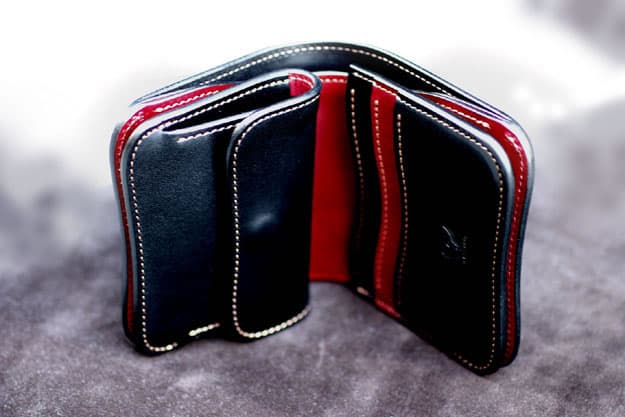 WILDSWANS SPANKER 1